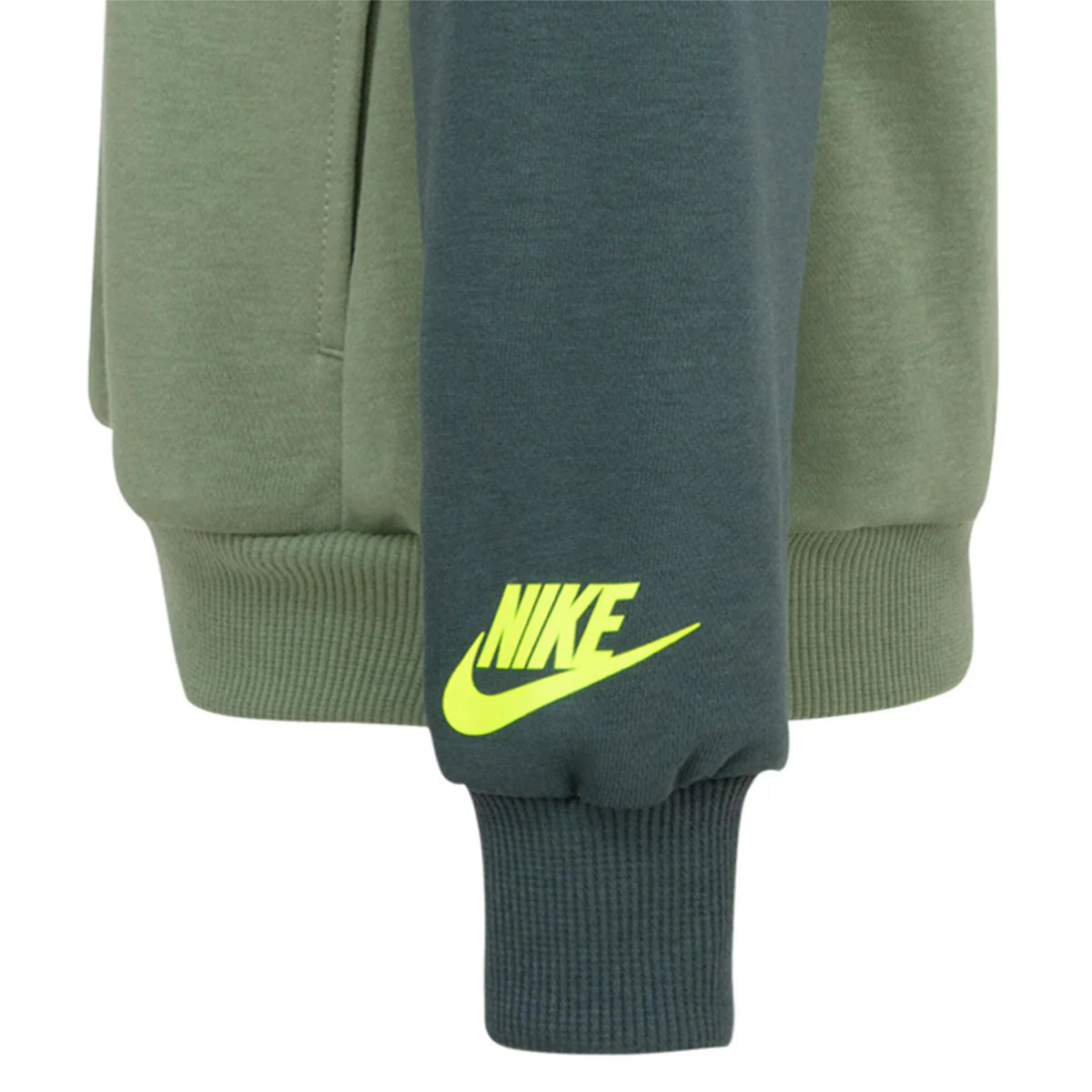 66M279 - Tute - Nike