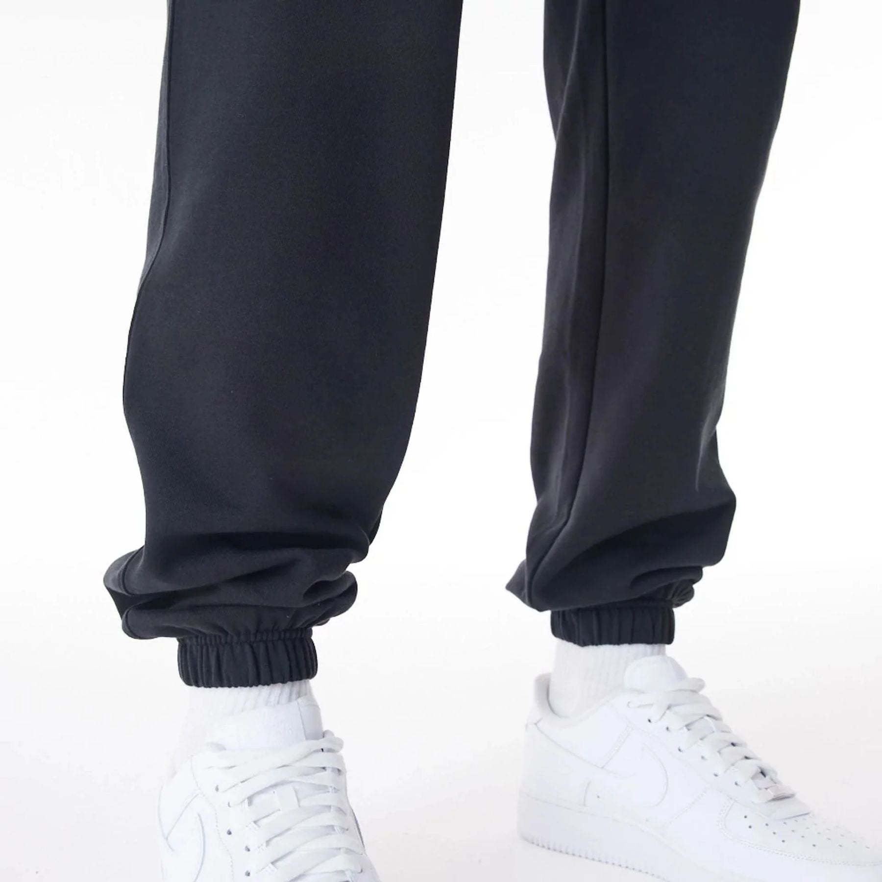 60580599 - Pantaloni - New Era